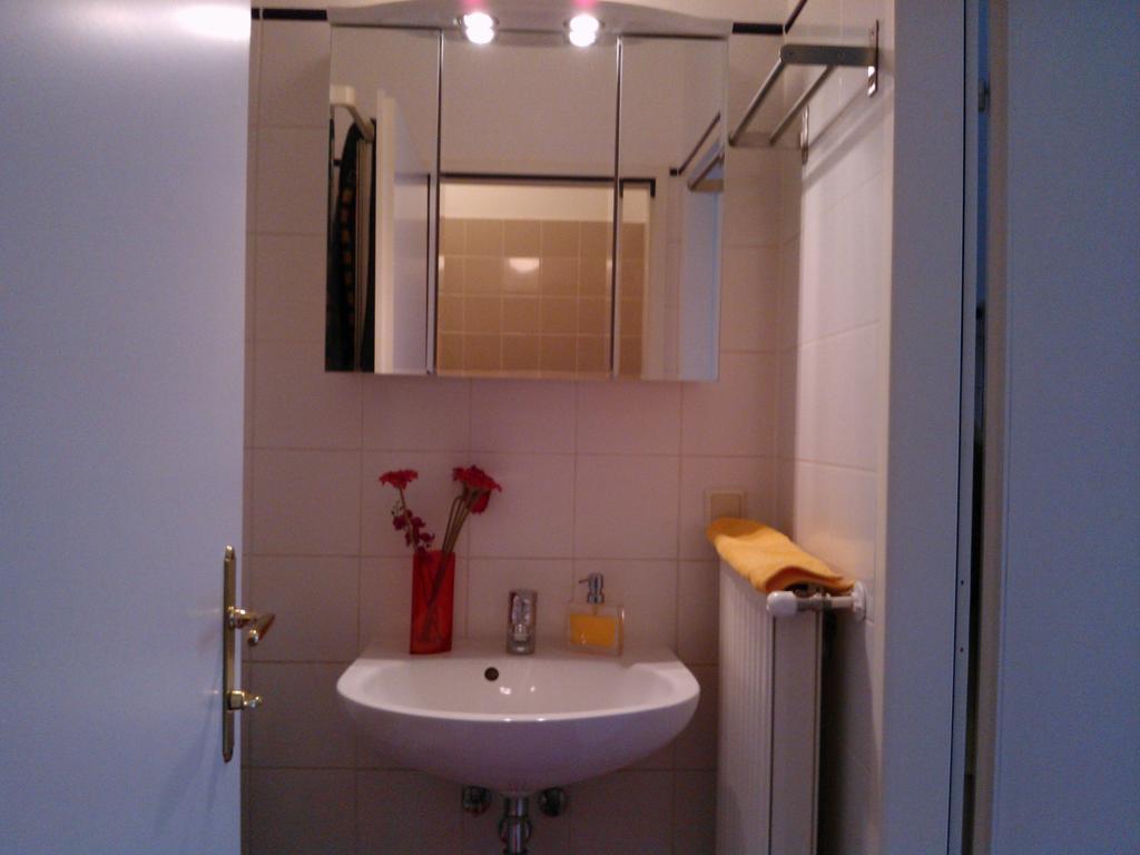 Gemuetliche Wohnung Nahe Zentrum Wenen Kamer foto